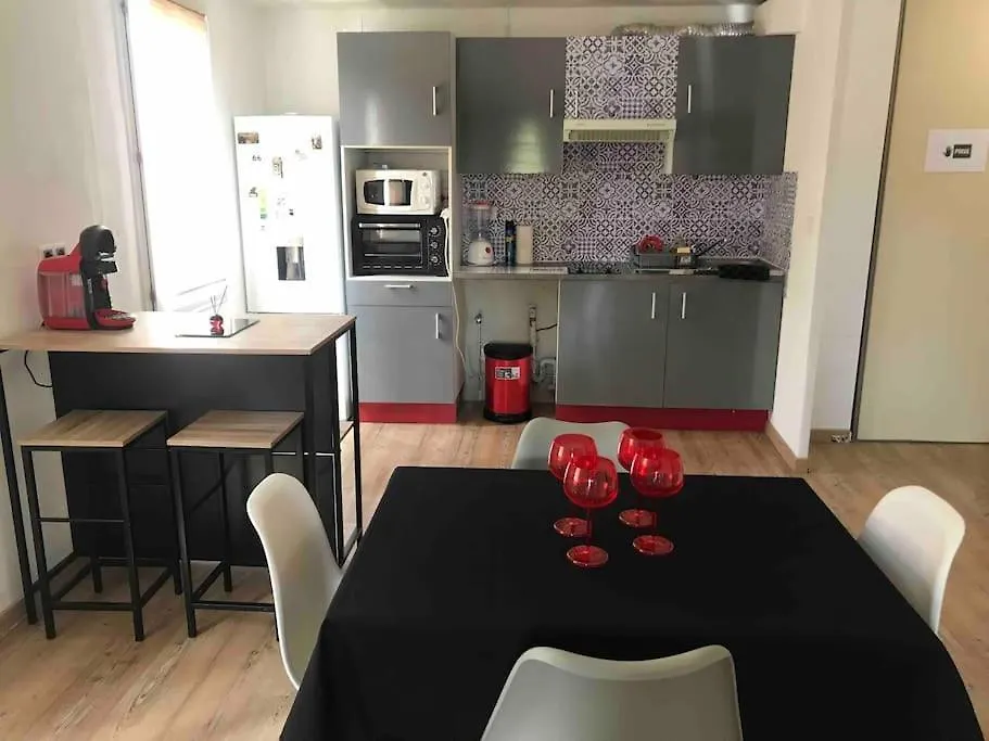 Appartement Proche Metro Et Commerces Toulouse Apartment